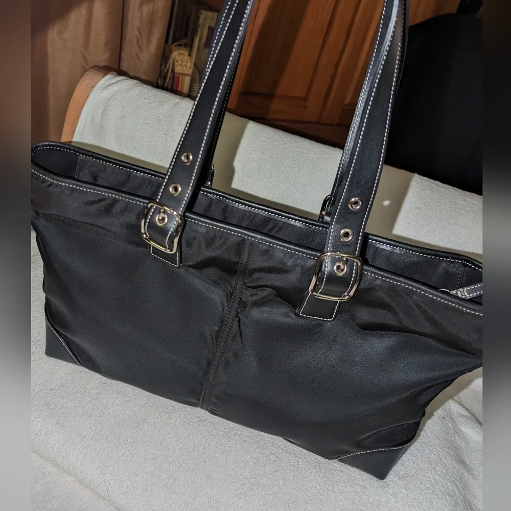 Vintage Coach black nylon tote .4450